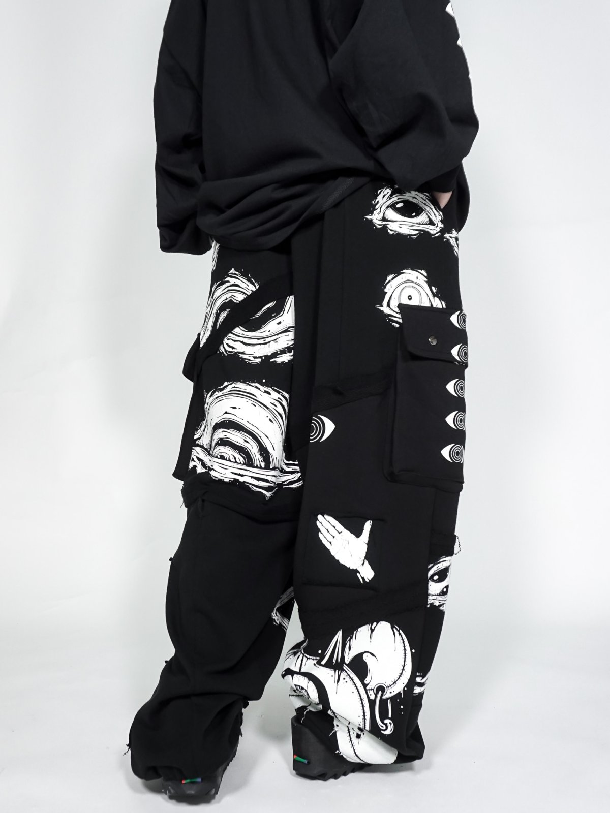 新品正規品  M:E/パッチワークカーゴパンツ - select shop DR パンツ